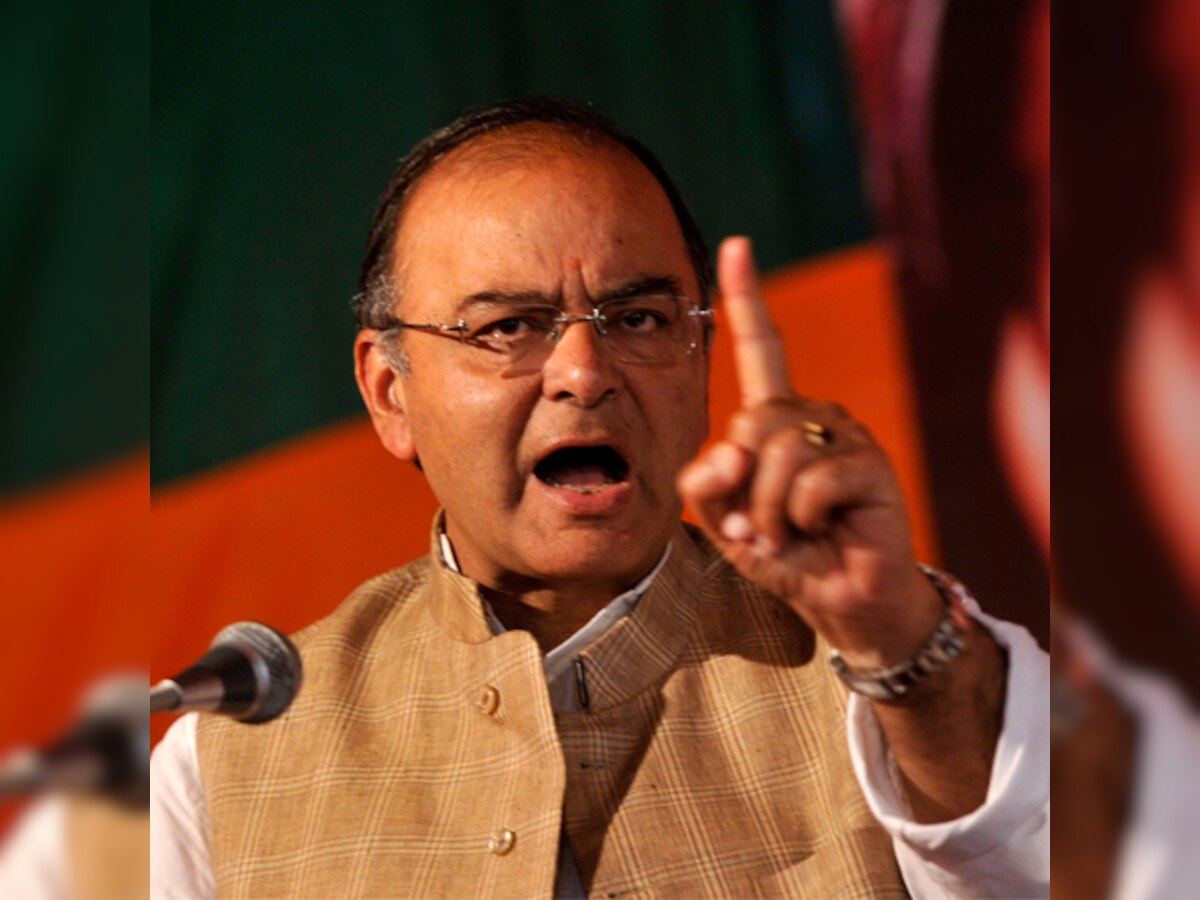 Arun Jaitley and Robin Dhowan visit Western Naval Command