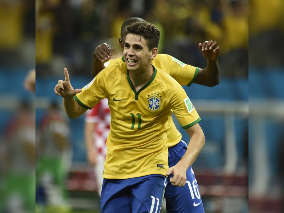 Brazil midfielder Oscar defends Croatia referee involved in controversy in Brazil-Croatia match