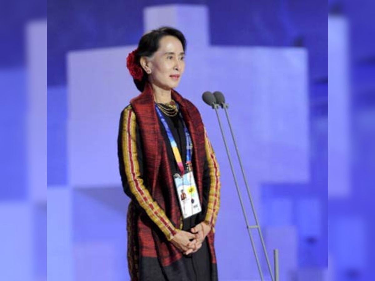 Suu Kyi says law barring her from Myanmar presidency is unacceptable