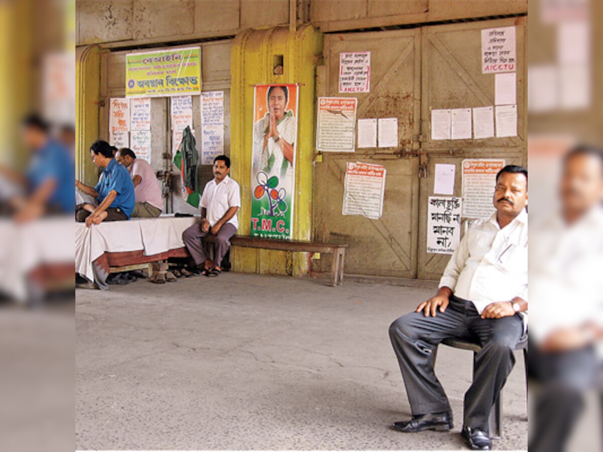 As the Amby sputters to a stop, a new ghost town dots Bengal