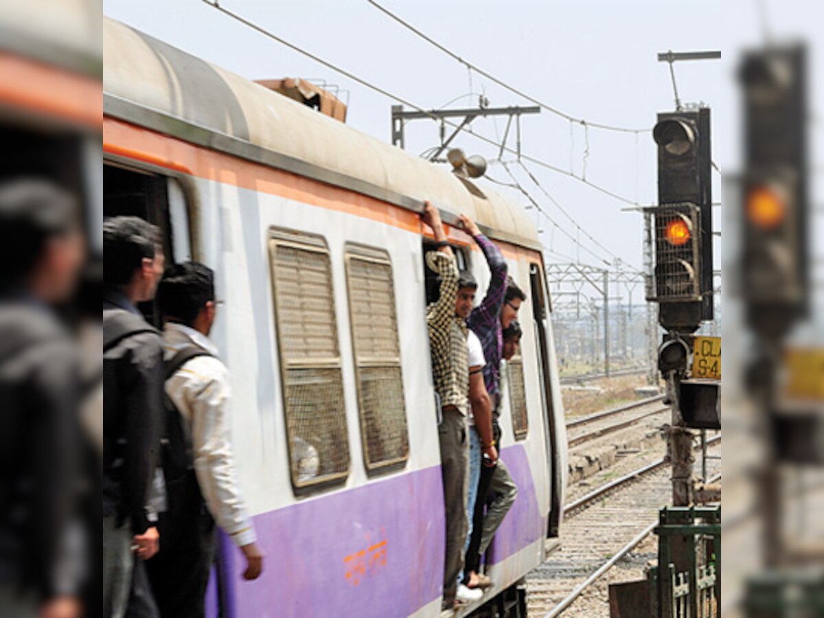 Train overshoots signal, motorman in hospital in a disoriented Maharashtra