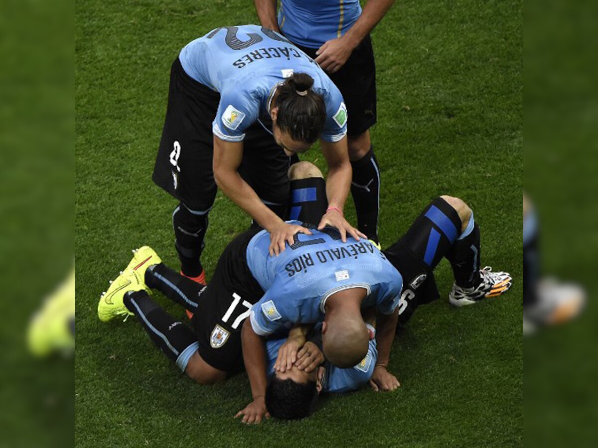 FIFA World Cup 2014 England v/s Uruguay: Fantastic Luis Suarez gives Uruguay 2-1 win