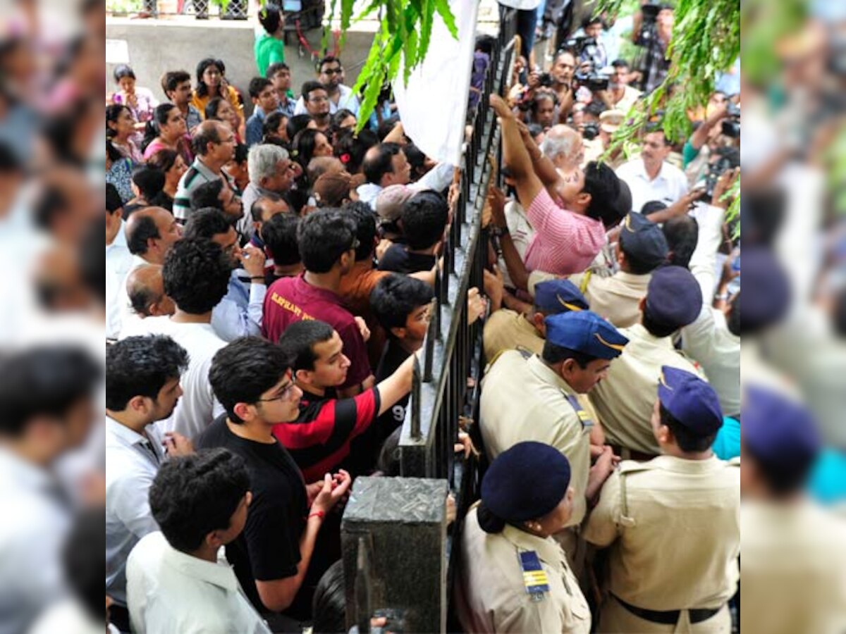 Campa Cola residents file mercy petition to President in view of BMC officials readying to demolish building
