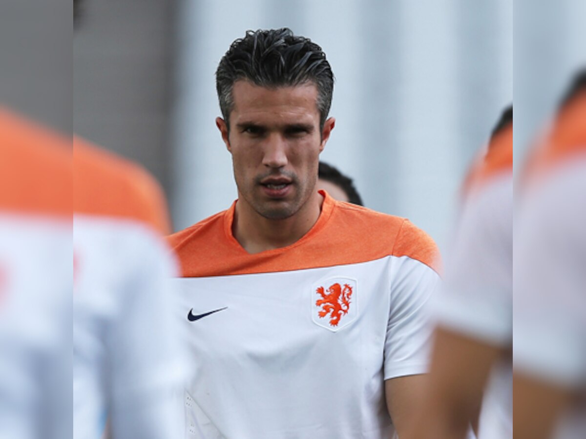  Main man ban leaves Dutch without a Van