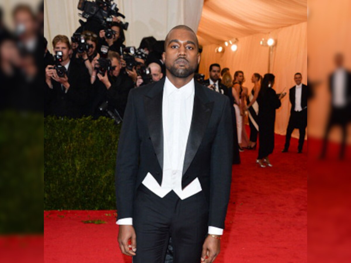Kanye West teaching fashion students as part of community service