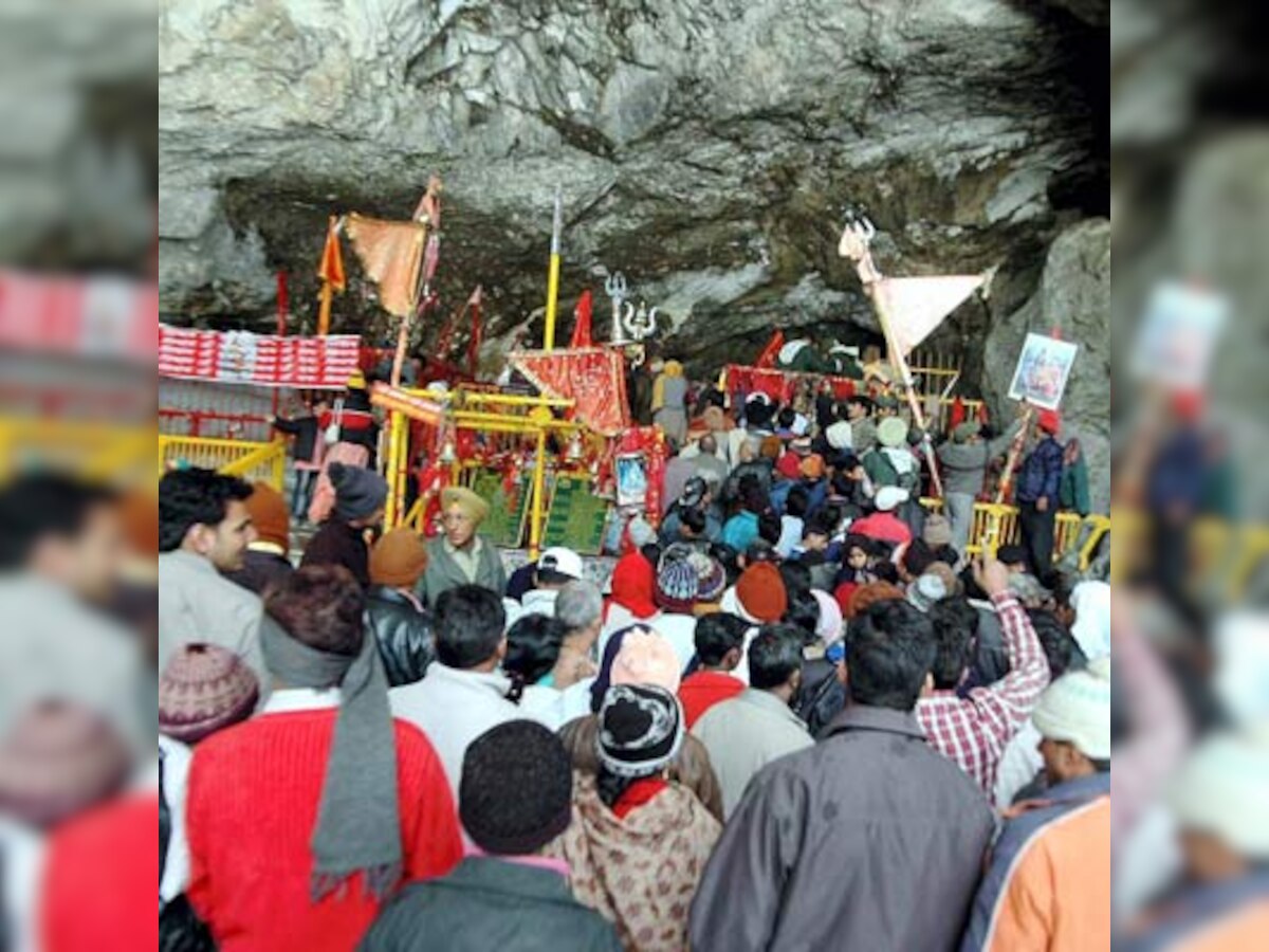 First batch of Amarnath Yatra flagged off in Jammu