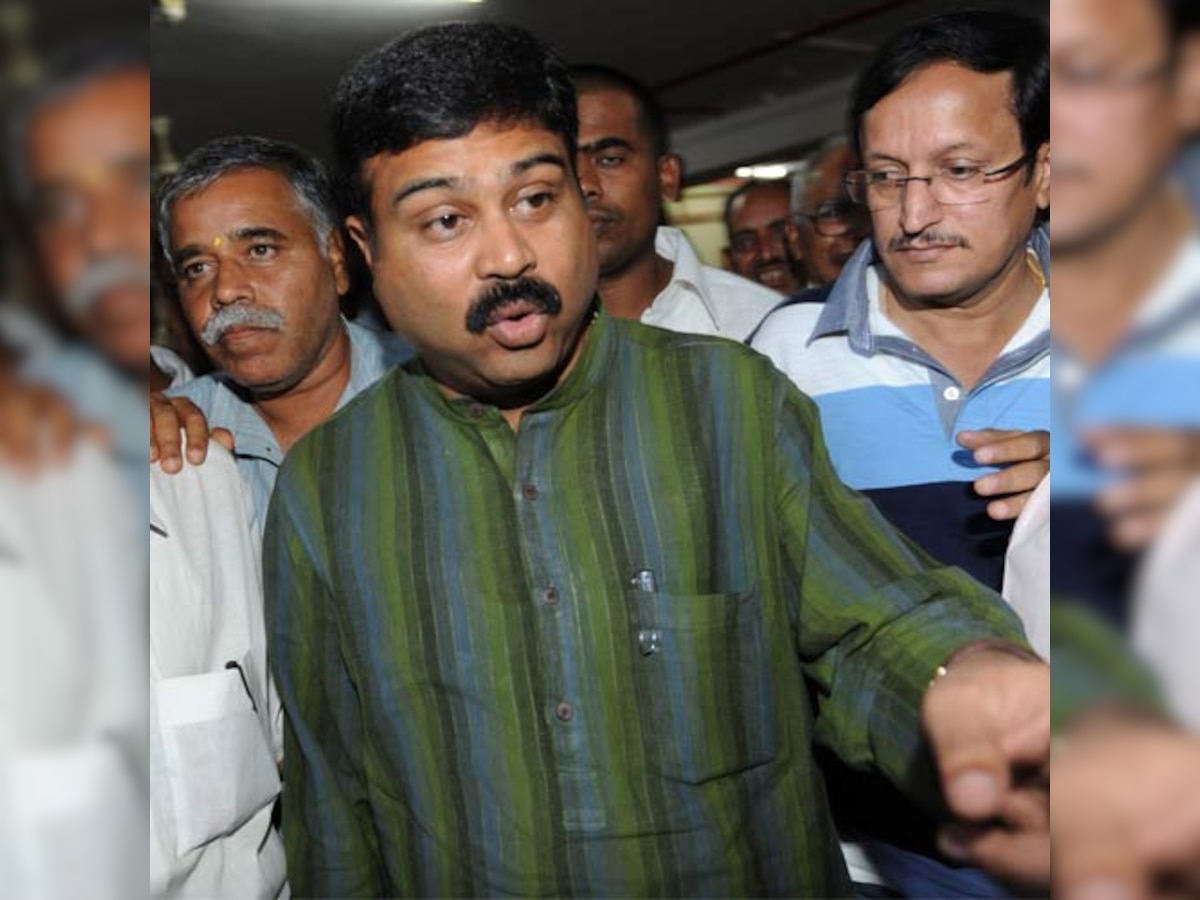 Dharmendra Pradhan for setting up statutory safety body for oil & gas industry 