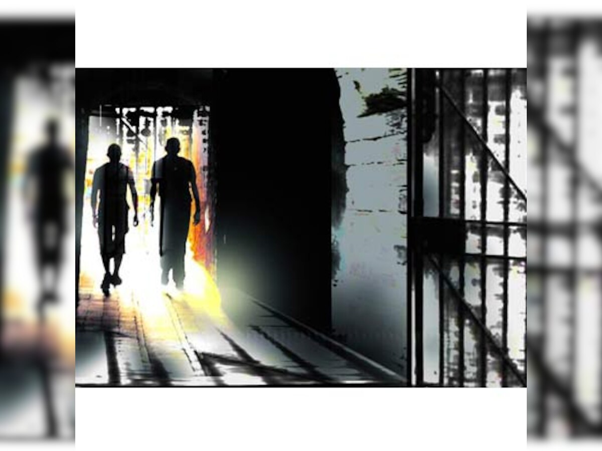 26 Bangladeshis held near on Indo-Bangla border