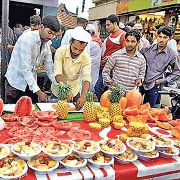 Fasting this Ramadan? Doctors say refrain from oily food