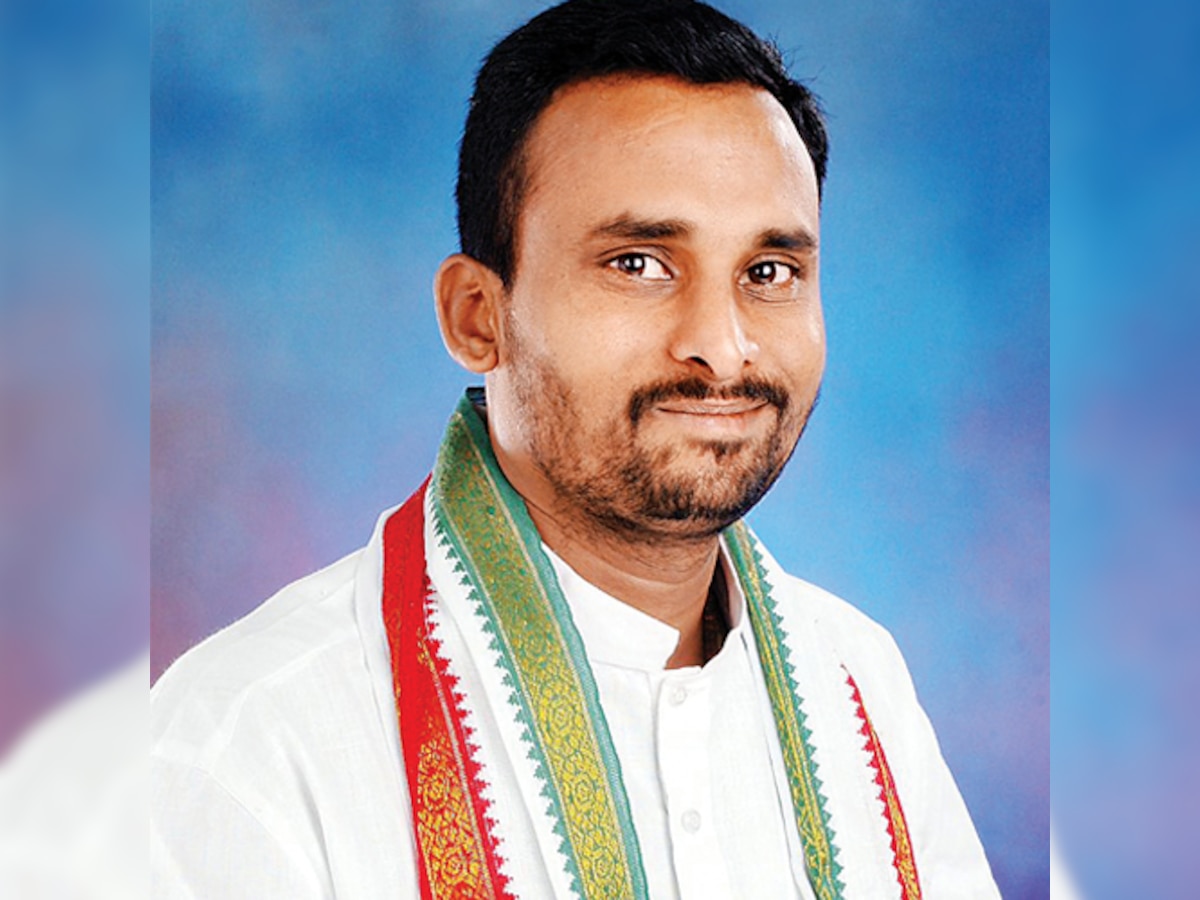 Congress MLA booked for assaulting constable in Bangalore