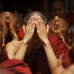 Nepal halts cremation of Buddhist monk after Chinese pressure