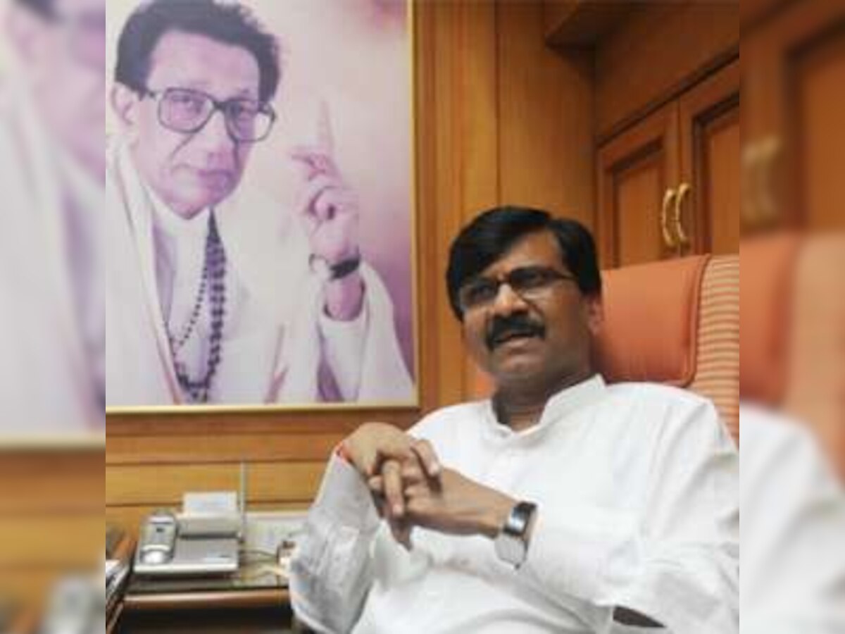 Backlash over Shiv Sena MPs 'forcing' Muslim staffer to break fast at Maharashtra Sadan; Sena denies allegations