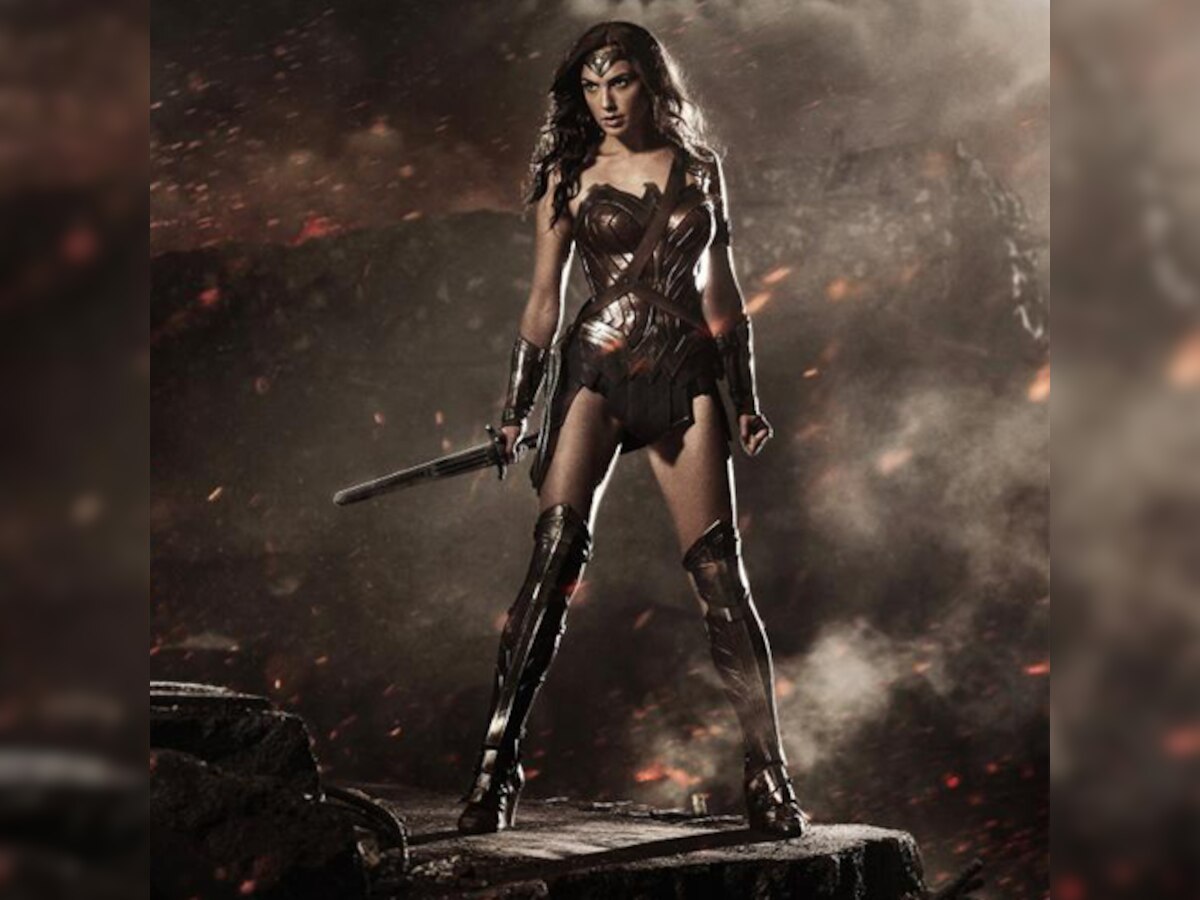 Zack Snyder shows off first look at Gal Gadot as Wonder Woman at Comic Con 2014