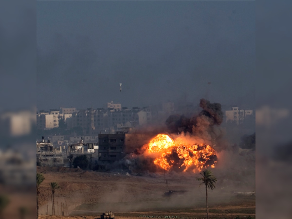 Israeli military offers 4 hour humanitarian ceasefire in Gaza