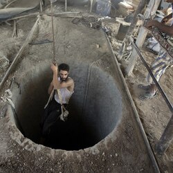 Israeli PM Benjamin Netanyahu vows to complete destruction of Gaza tunnels