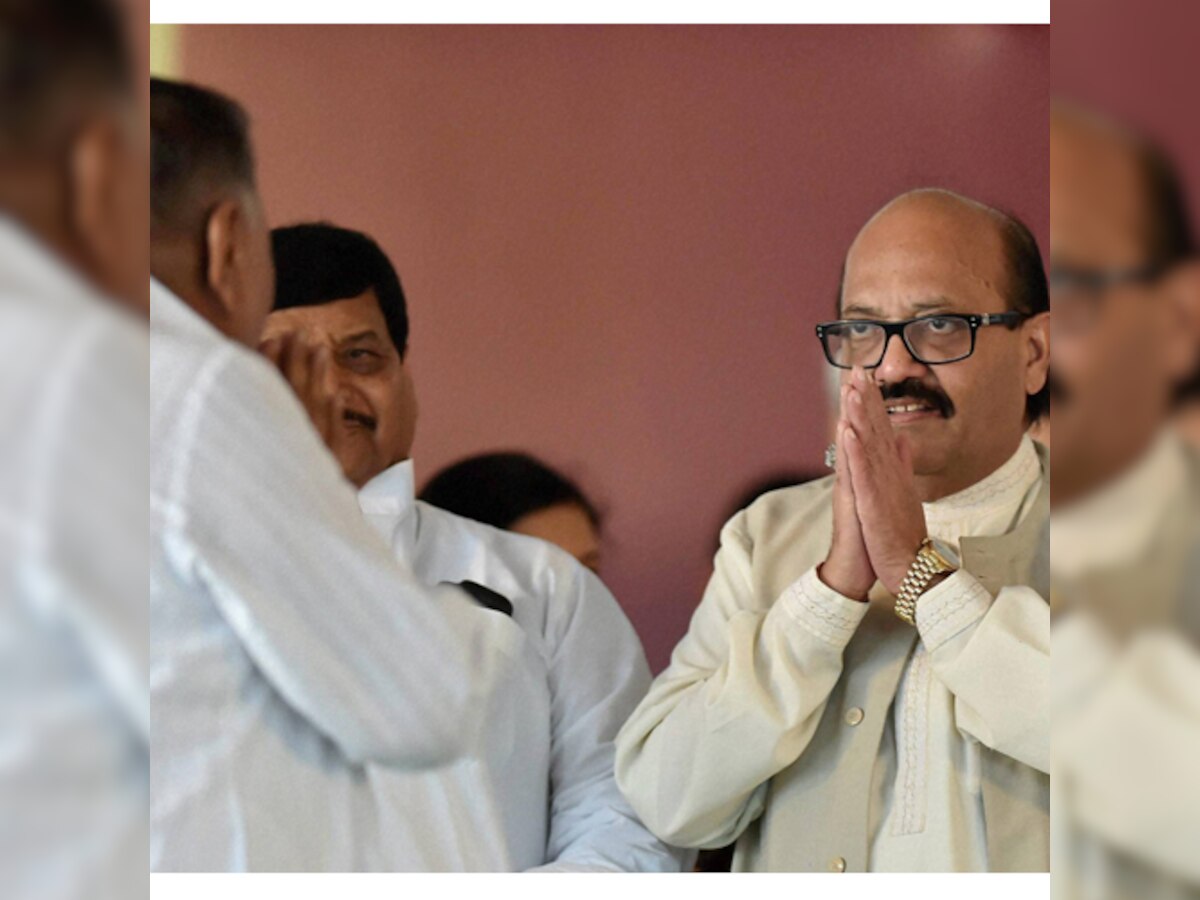 Amar Singh shares dais with Samajwadi Party chief Mulayam Singh Yadav, says he was 'Mulayamwadi' 