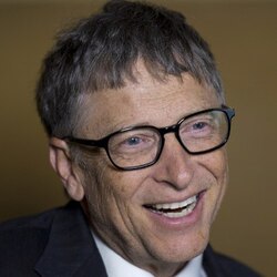 Bill Gates accepts Zuckerberg's challenge, takes ice bucket on head