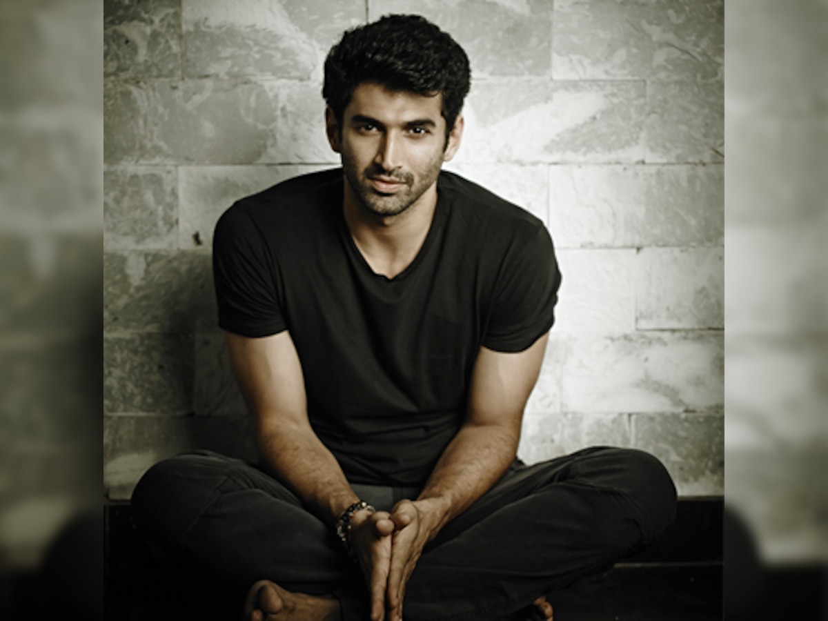 Aditya Roy Kapur opens up about his relationship with Shraddha Kapoor, talks about 'Fitoor'