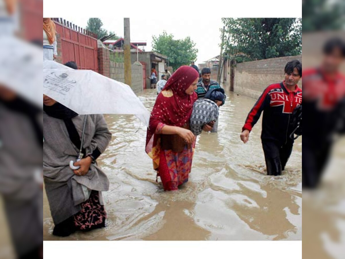 Jammu and Kashmir flood: Death toll climbs to 100