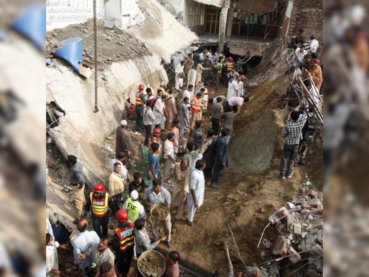 Pakistan mosque collapse: Death toll rises to 24