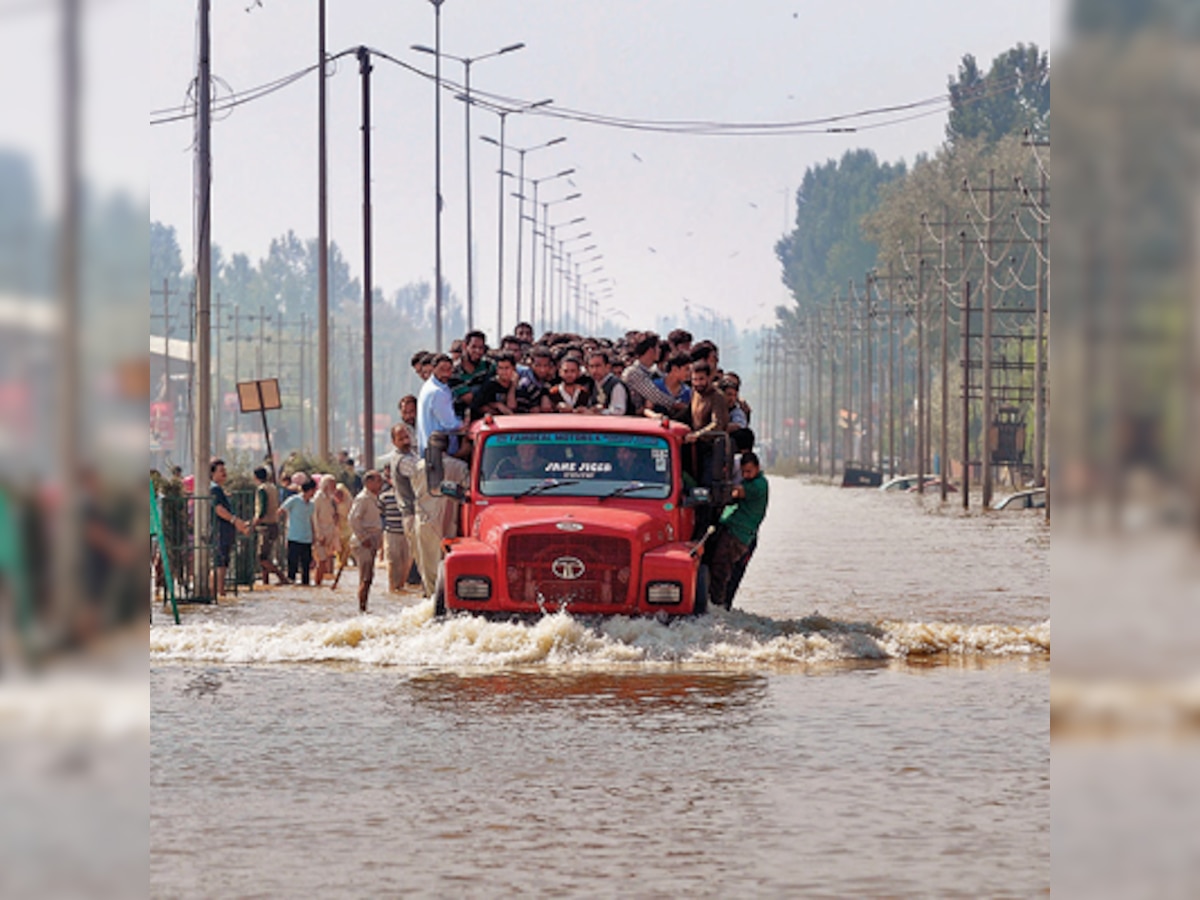 Centre finally wakes up and decides to study extreme weather events after Kashmir floods