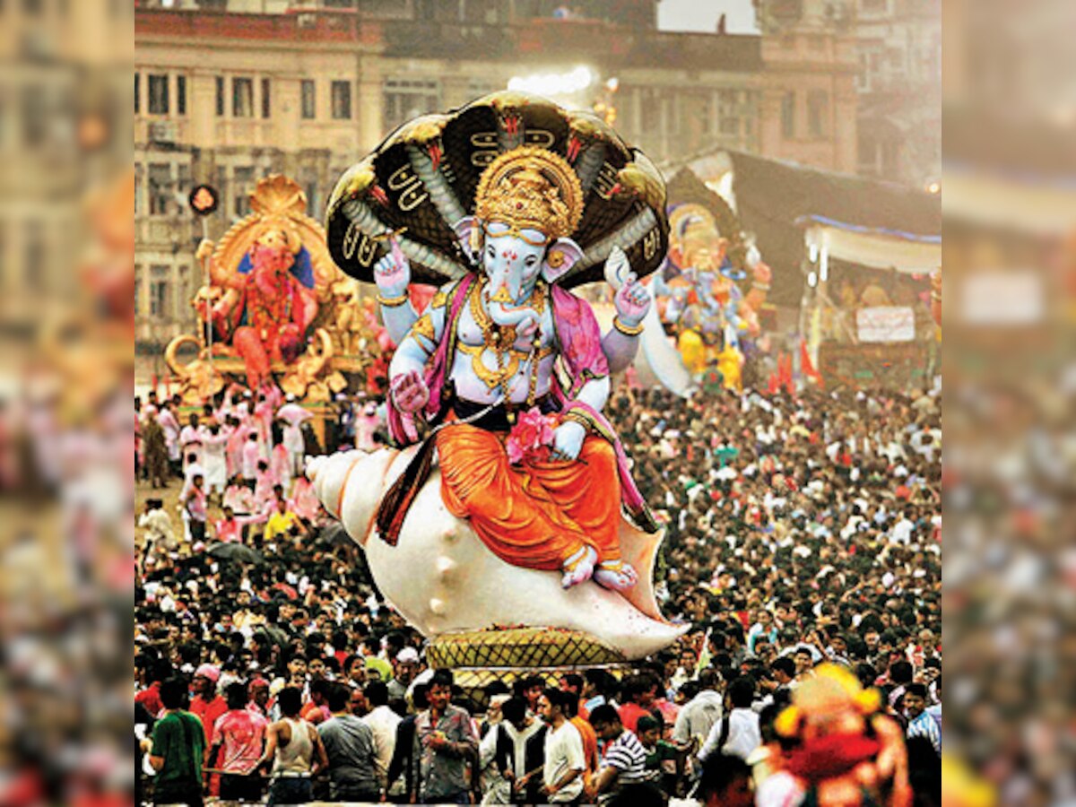 Gang held for planning to rob Lalbaugcha Raja devotees