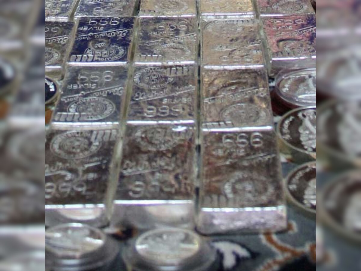 61 Mughal-era silver coins found in Kanpur