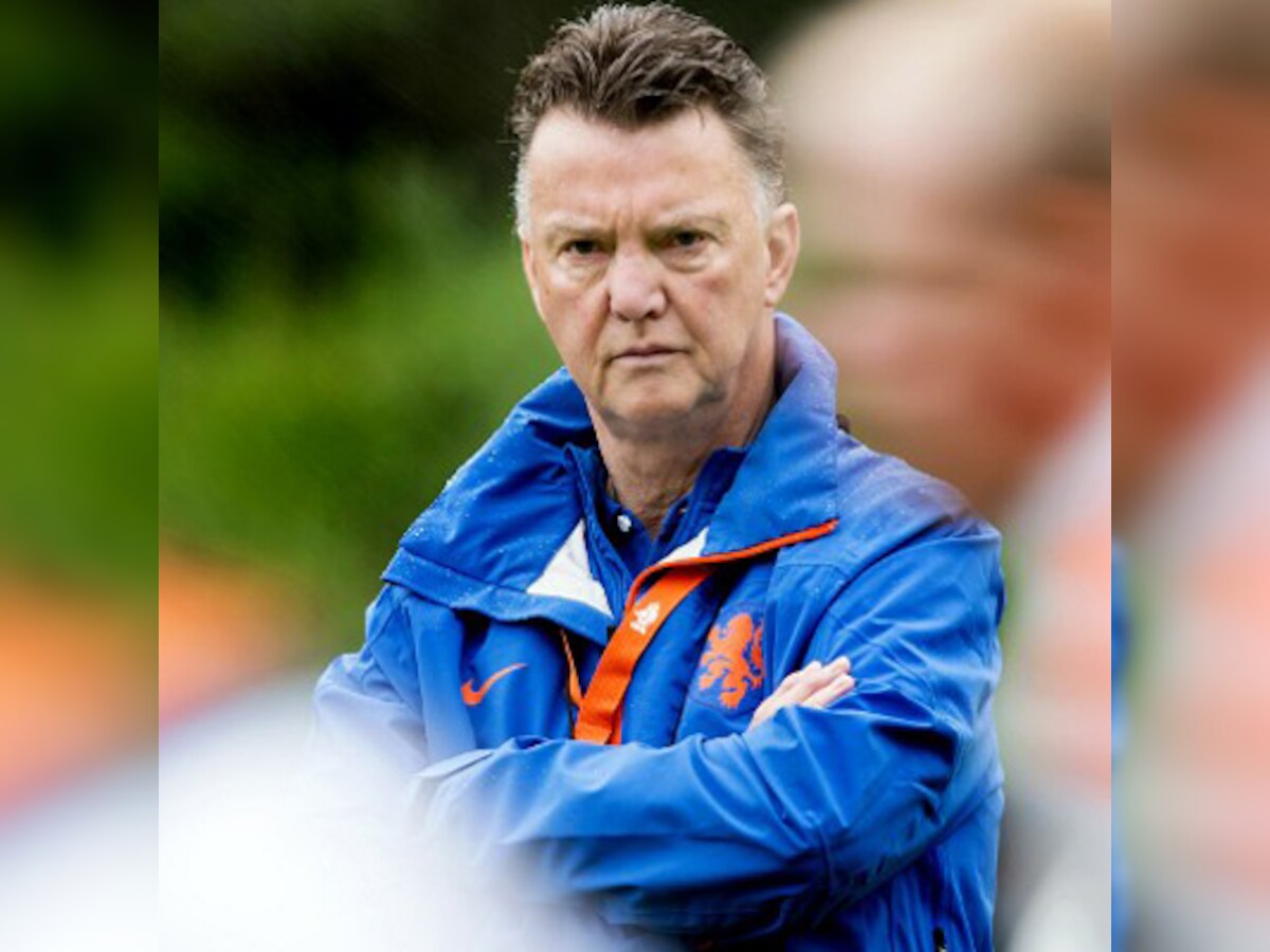 Louis Van Gaal believes top-three Premier League finish realistic aim for Manchester United