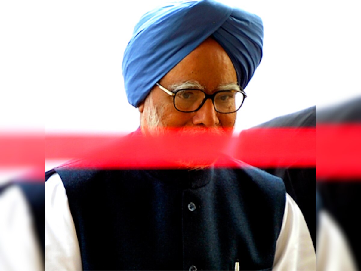 Manmohan Singh declines to comment on Vinod Rai's allegations