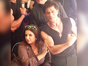 'Happy New Year' music launch: Farah Khan shares moment from green room