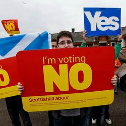 Polls show Scottish opponents of independence with slight lead ahead of vote