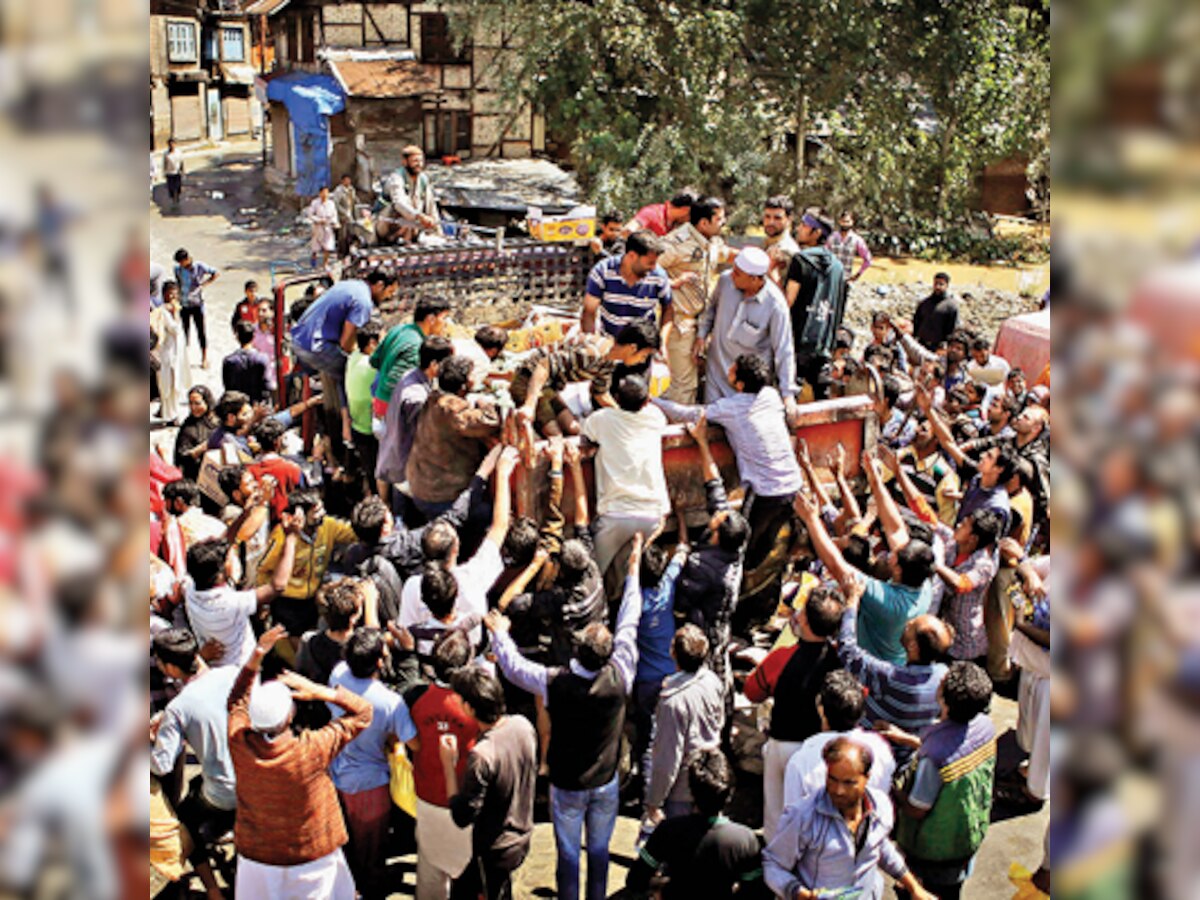 Jammu and Kashmir floods: Water supply has been fully restored in South Kashmir