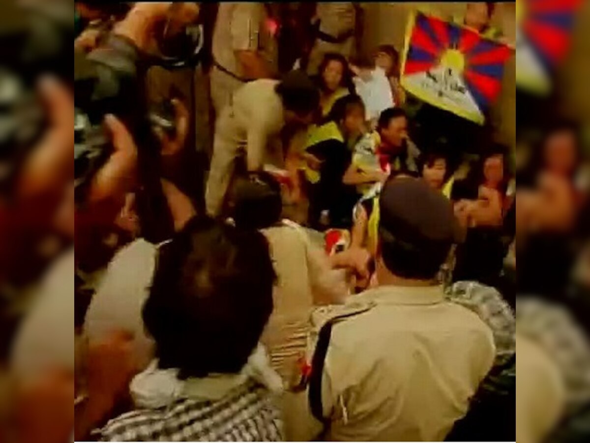 Tibetans protest against Chinese President Xi Jinping outside Hyderabad House in Delhi, detained by police