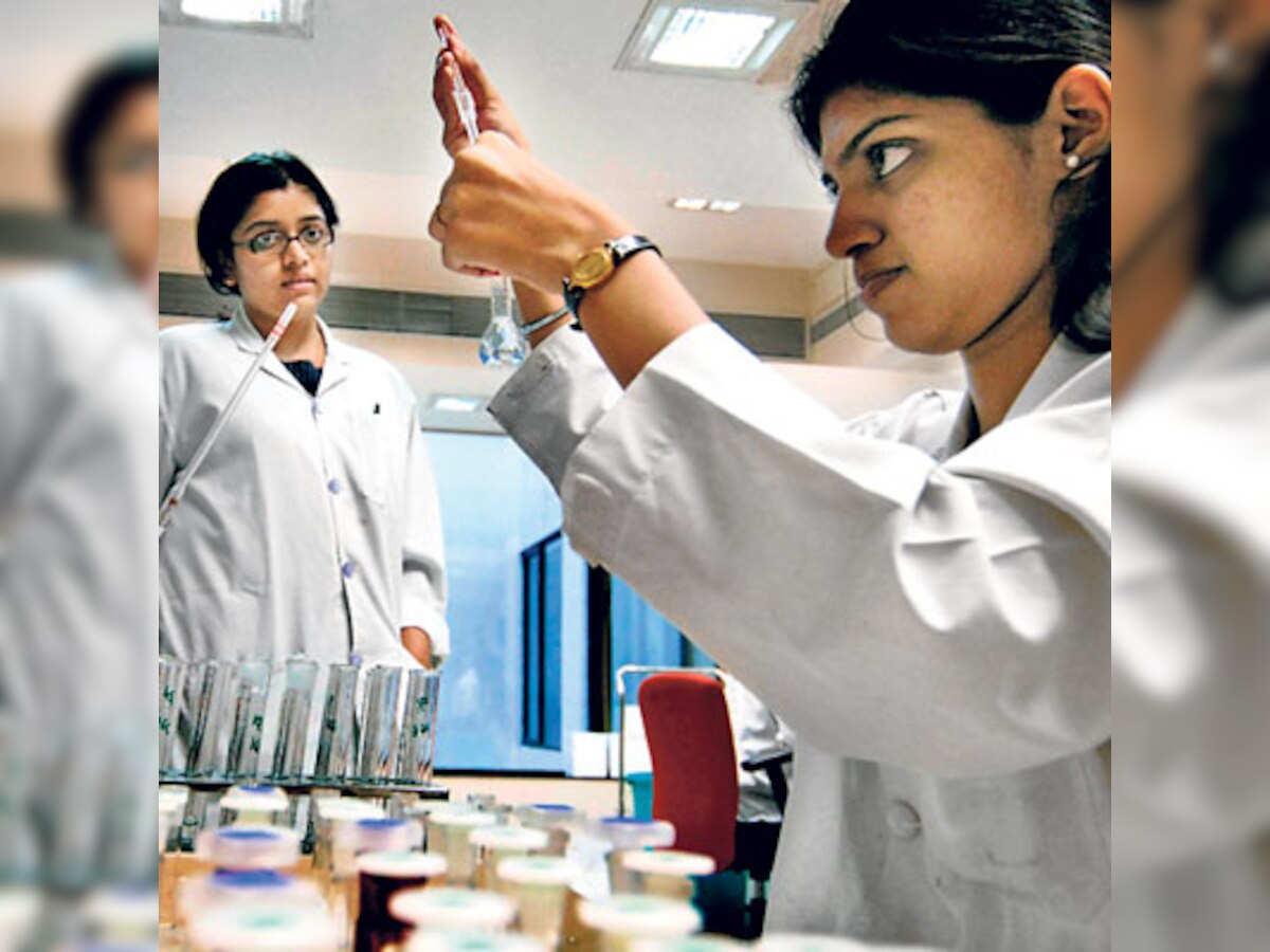 How scientists, undergraduates can best benefit from government's 12-hour contact programme