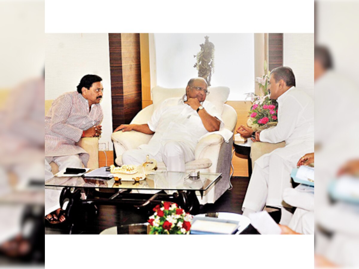 Congress, NCP firm on alliance; to talk seats on Tuesday