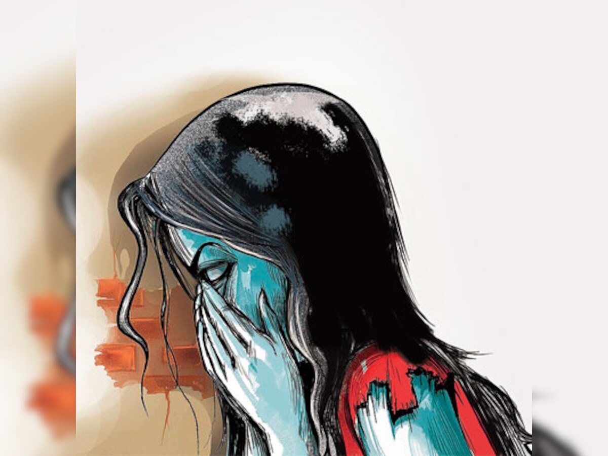 Lawyer breaks down in court, alleging her in-laws for rape