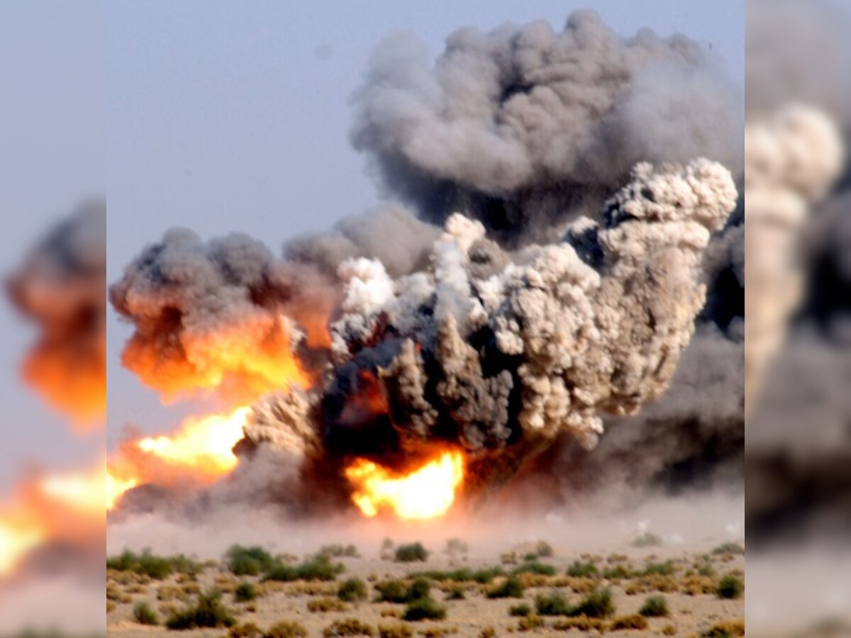 Air strikes in Syria kill, wound tens of Islamic State fighters