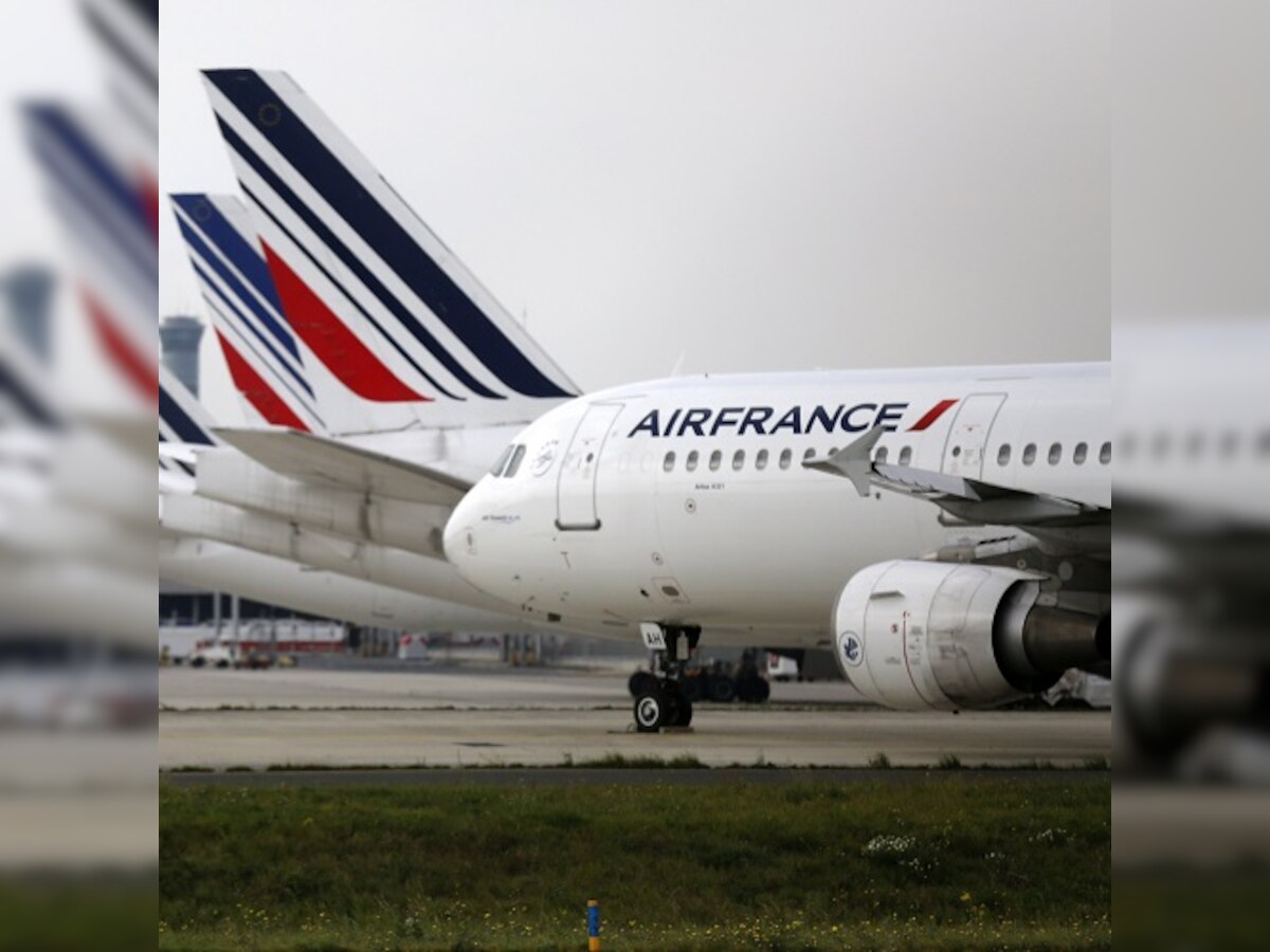 Air France offers to withdraw low-cost airline plan, calls for end to strike