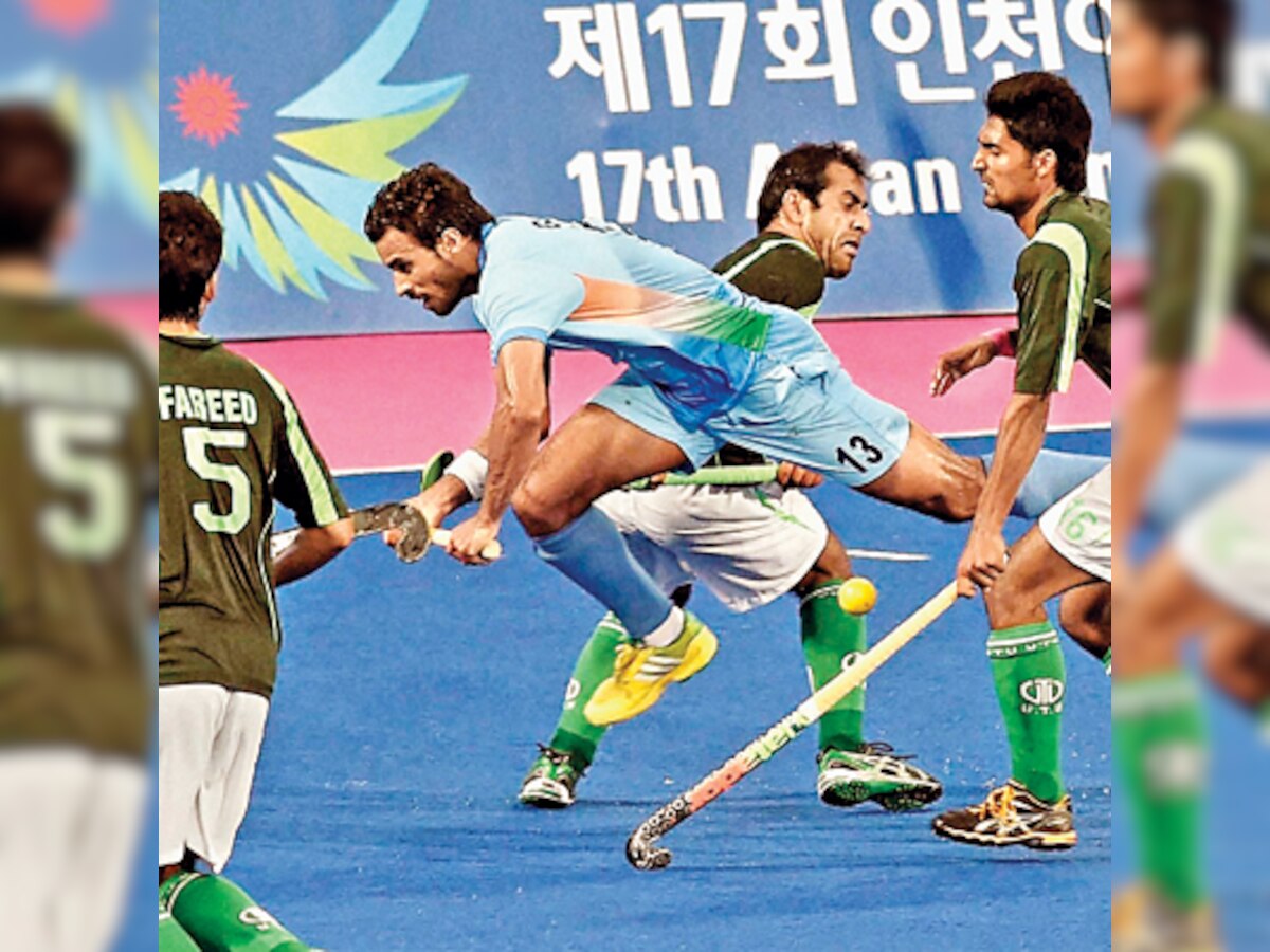 Hockey: Defensive lapses cost India dear against Pakistan