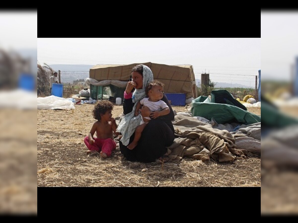 Lebanese army tightens grip on border town of Arsal; kills one person
