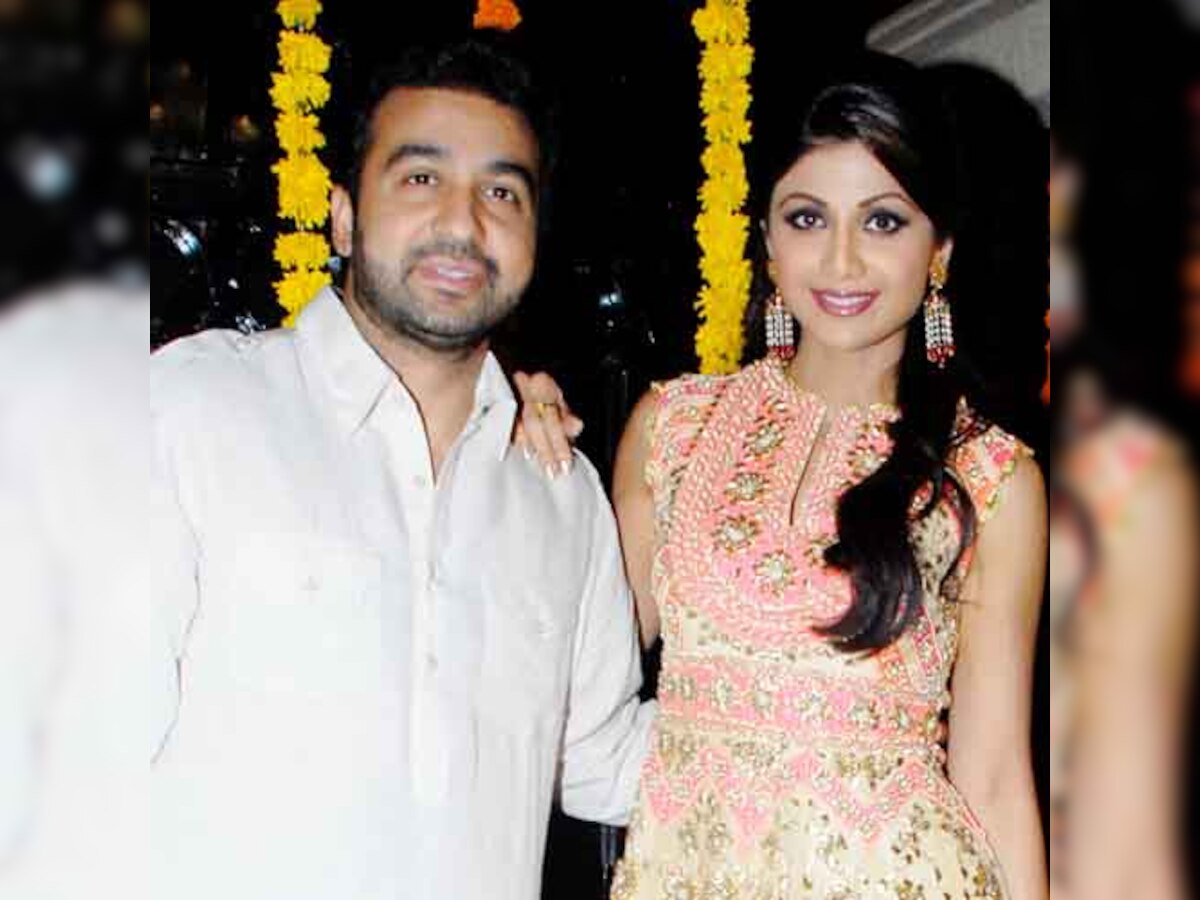 Shilpa Shetty, Raj Kundra escape road accident