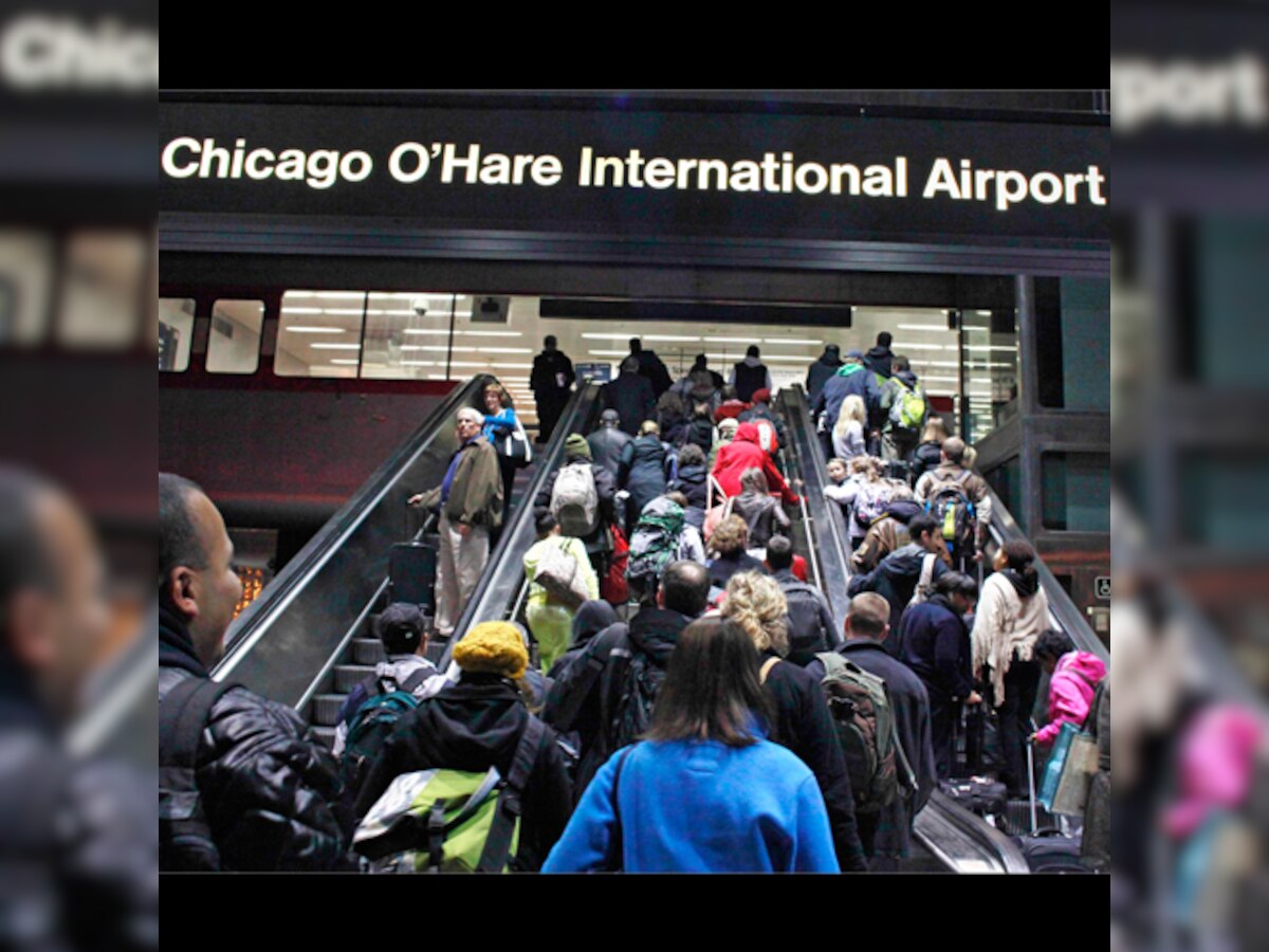 Fire at Chicago-area air traffic center grounds 1,750 flights, no casualties or damage
