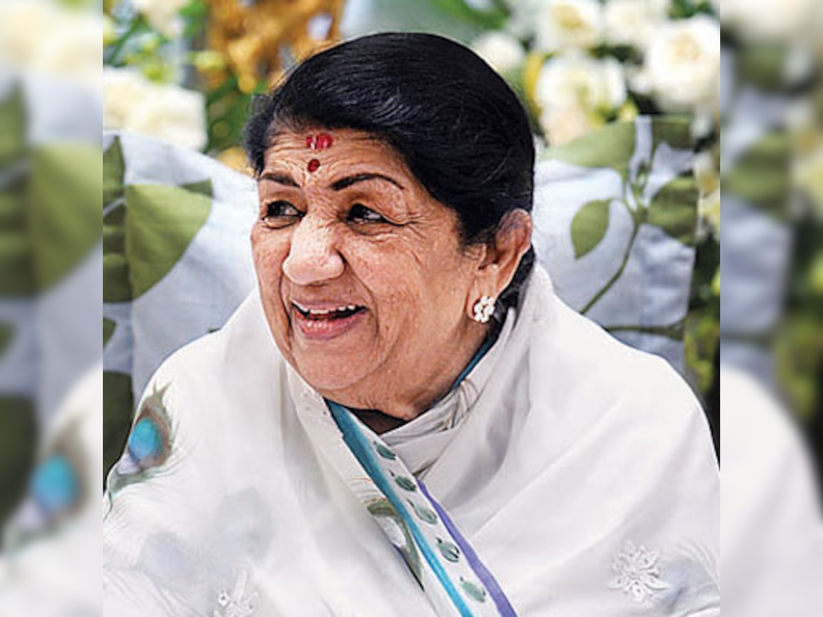 Bollywood wishes Lata Mangeshkar on her 85th birthday