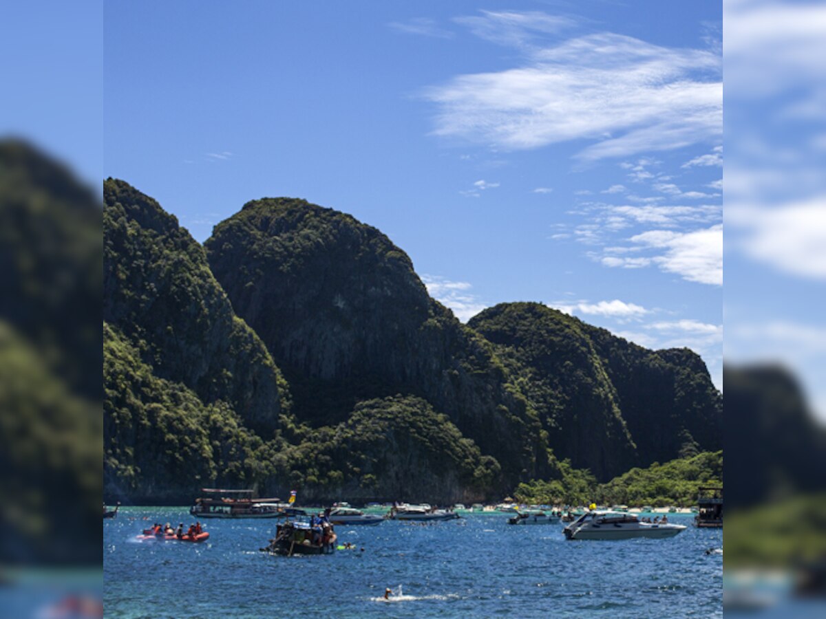 Post British backpacker deaths, Thai tourism minister wants wristbands for tourists, party curfews