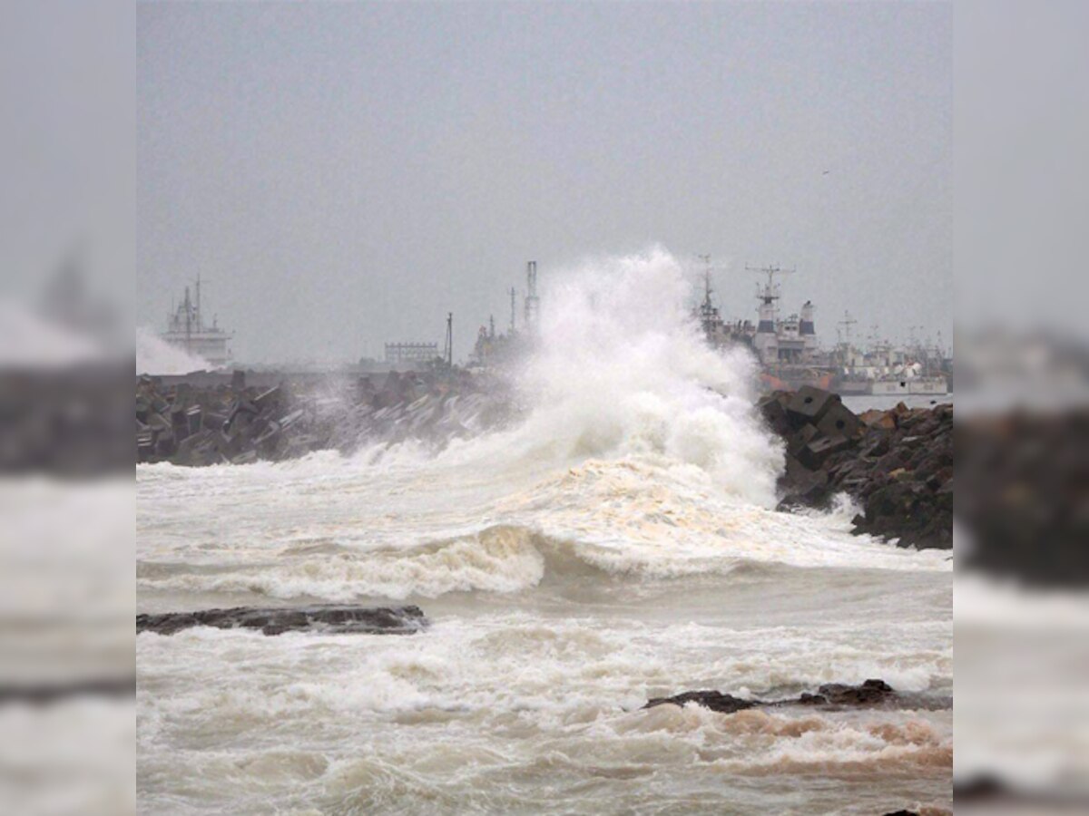 Cyclone Hudhud: Death toll climbs to 21 on Andhra Pradesh coast