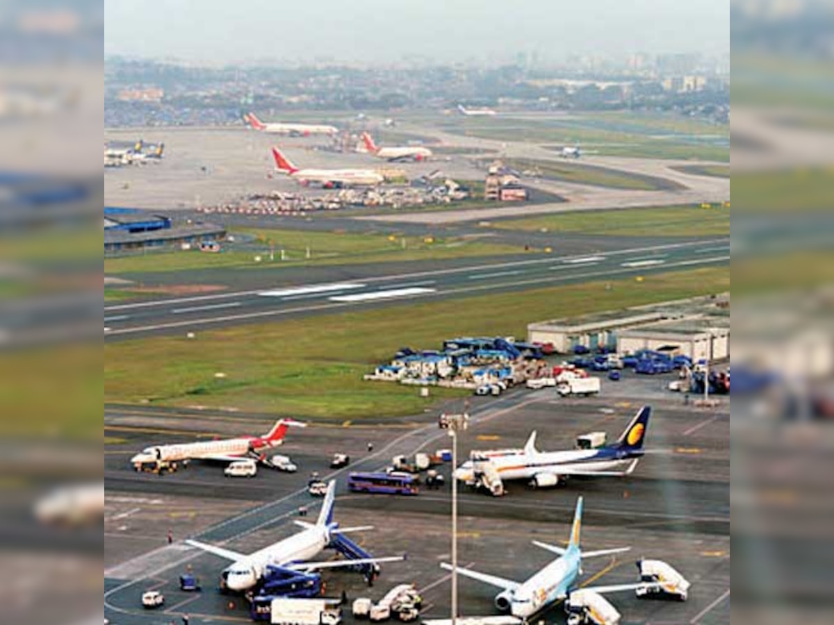 Check-in system crashes at Mumbai airport, flights delayed