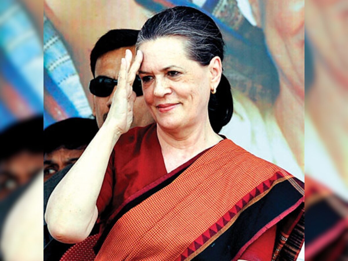 Maharashtra: Congress gives Sonia Gandhi all powers to decide legislature party leader