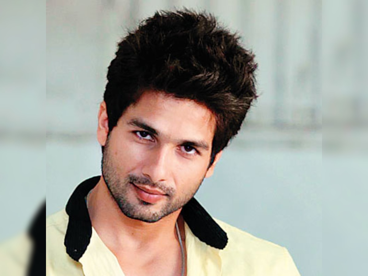 Shahid Kapoor bags 'People Choice Awards' at the Rome Film Festival for 'Haider'