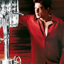 A film's success should depend on its footfalls and not the money it makes at box office, says Shah Rukh Khan
