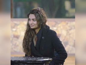 Bigg Boss 8: Will Dimpy Mahajan be the next captain?